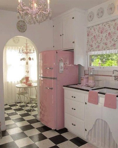 15 Fabulous Shabby-Chic Kitchens