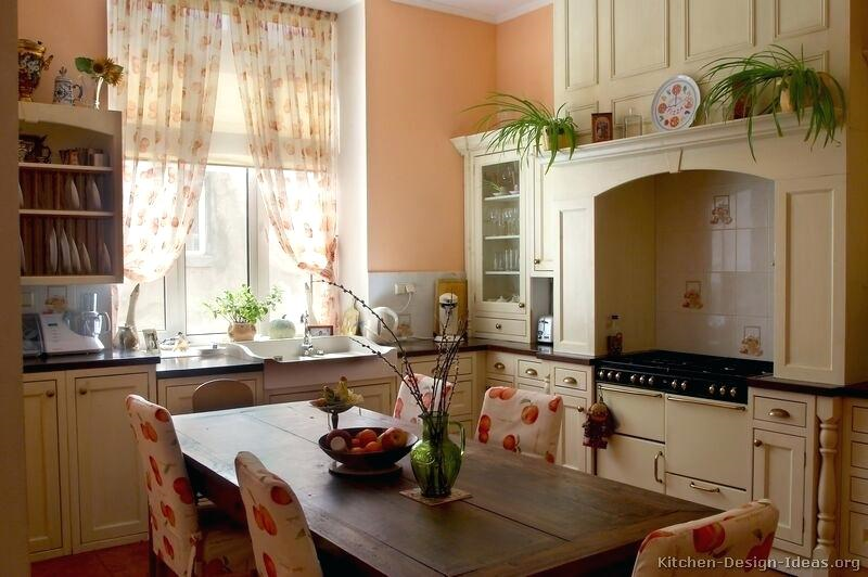 15 Fabulous Shabby-Chic Kitchens